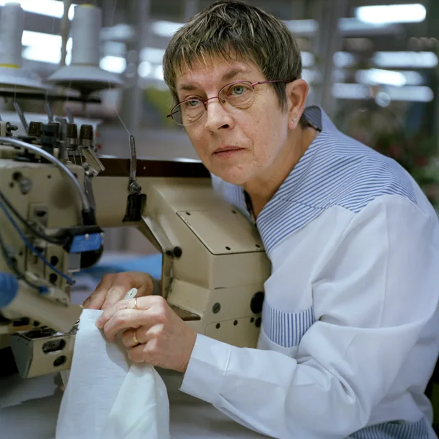 Couturière, photographie de Valérie Couteron